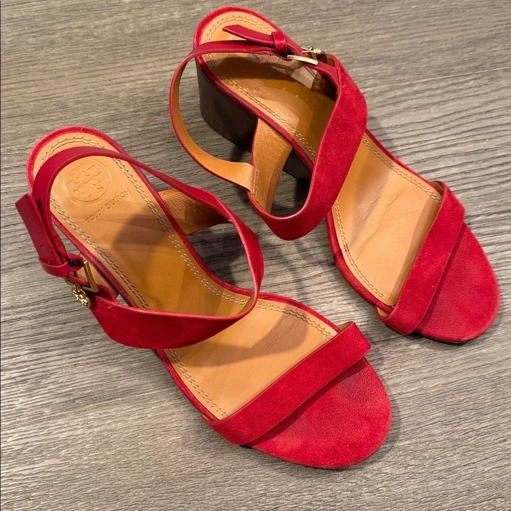 Tory Burch Mini Benton wedged sandal in red apple suede size 8